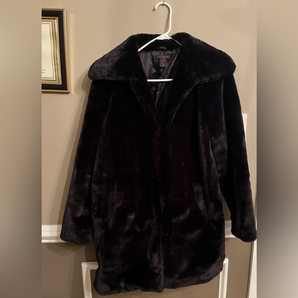 CHRISTIAN SIRIANO NEW YORK BLACK FAUX FUR COAT SIZE MEDIUM